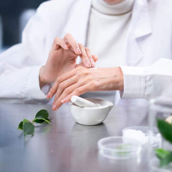 1780 aromatherapie clinique et pratique